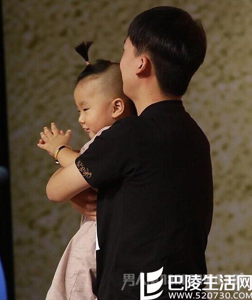 郭德纲两个儿子 郭德纲两个儿子