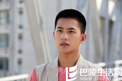 杨洋解约咋回事