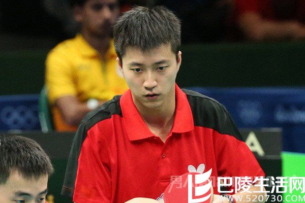 江宏杰偷瞄福原爱咋回事 江宏杰偷瞄福原爱咋回事