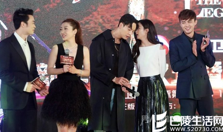 陈伟霆赵丽颖旁若无人 陈伟霆赵丽颖旁若无人