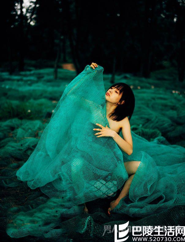 王子文大尺度照片