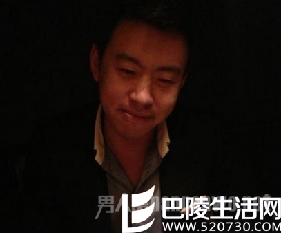 赵丽颖的老公微笑迷人