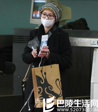 刘诗诗素颜，自己一个人