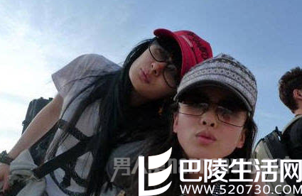 杨幂刘诗诗游玩