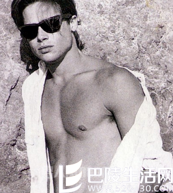 布拉德皮特肌肉很迷人