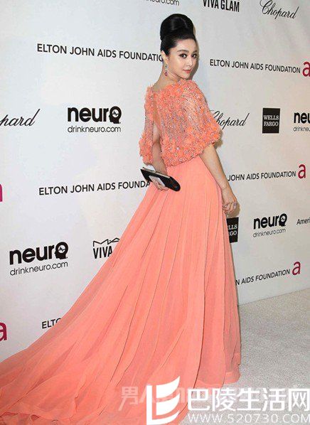 范冰冰真空装背面