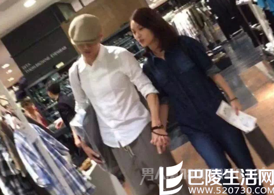 杨丞琳李荣浩牵手照