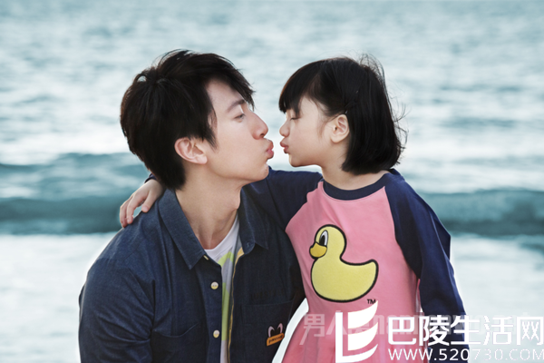 吴尊与女儿内内出游 吴尊与女儿内内出游