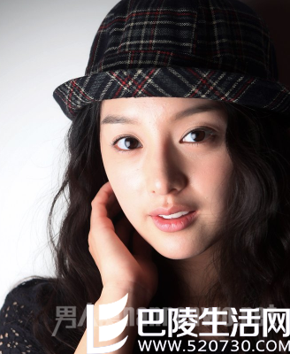 金智媛近照，五官近乎完美