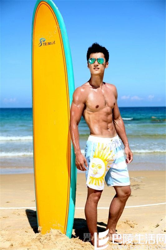 蒋劲夫沙滩照 蒋劲夫沙滩照