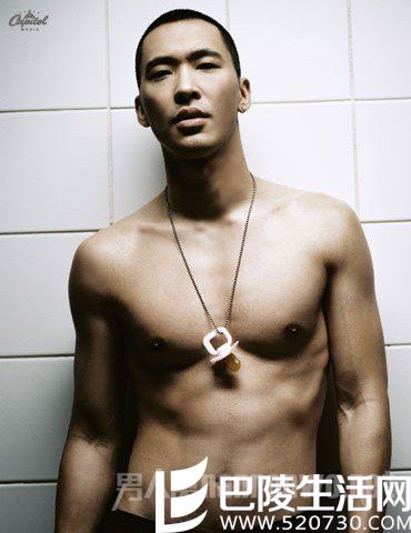 黄立行肌肉照