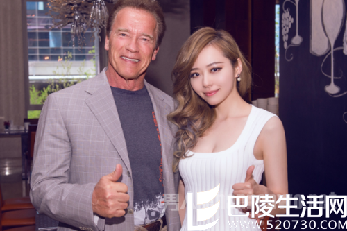 张靓颖参加国际活动 张靓颖参加国际活动