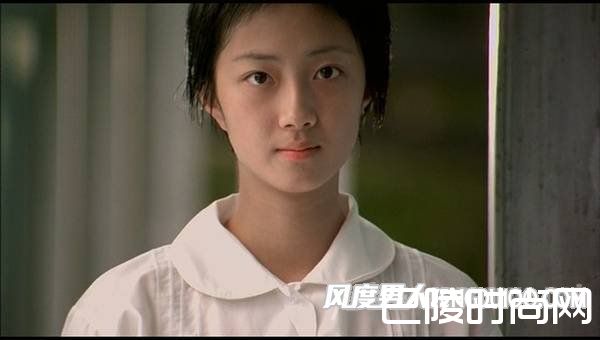 蓝色大门桂纶镁剧照