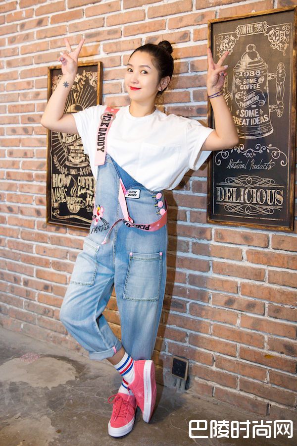 何洁上节目照片