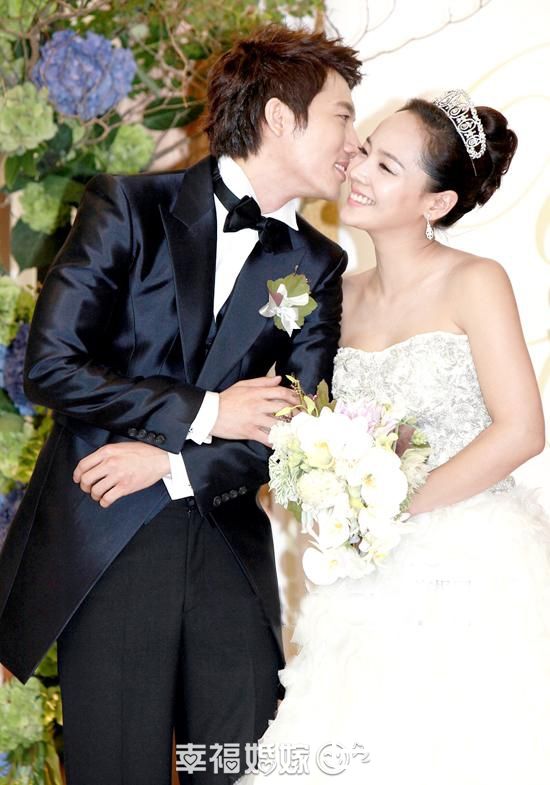 两人结婚照片