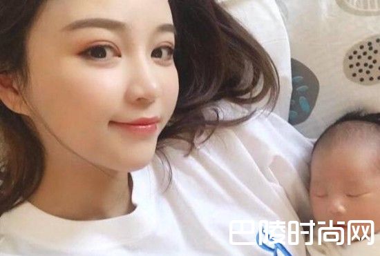 雪梨晒儿子照片