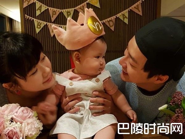 福原爱于老公女儿照片