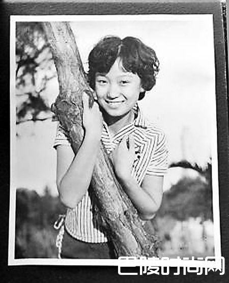 刘立立年轻照片