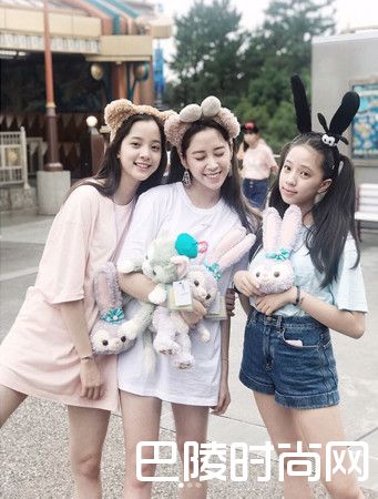 欧阳家三姐妹照片