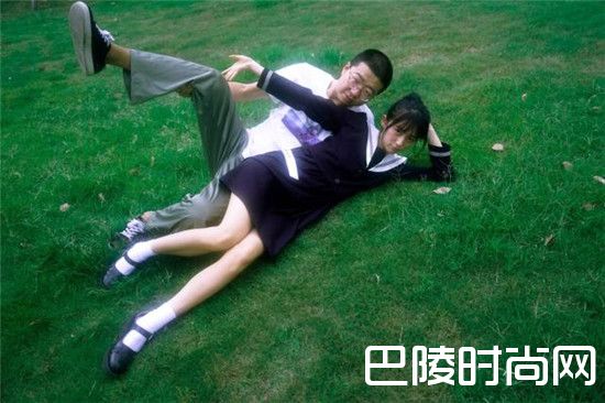 李诞与女友照片