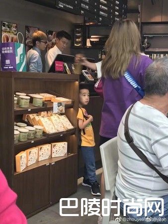 jasper和妈妈照片