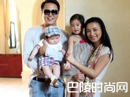 张庭和老公孩子照片