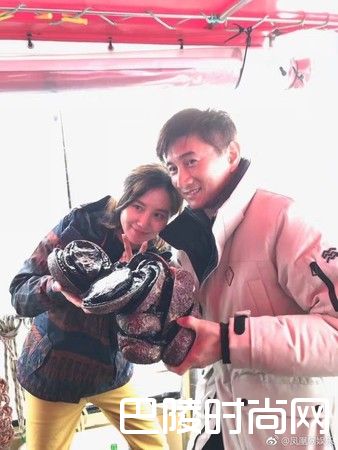 吴奇隆刘诗诗抓鲍鱼