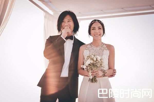 玛莎和老婆照片