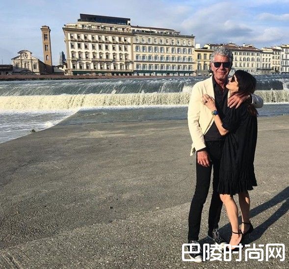 波登和女友照片