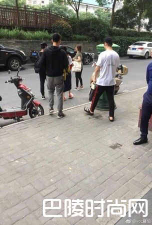 黄晓明带儿子探班