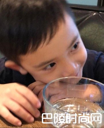 梁静茹儿子照片
