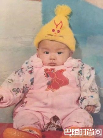 杨超越婴儿照片
