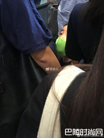 jasper和妈妈照片