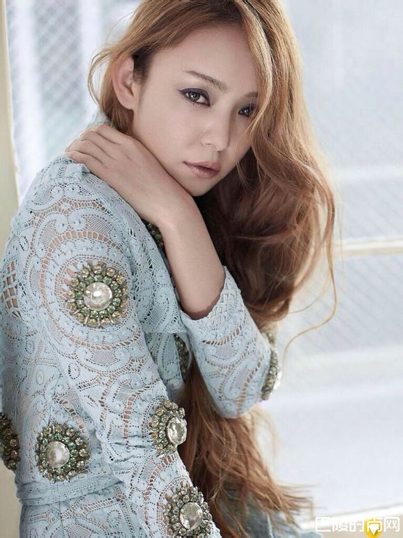 安室奈美惠照片