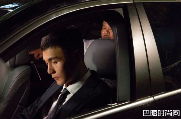 李荣浩林雪照片