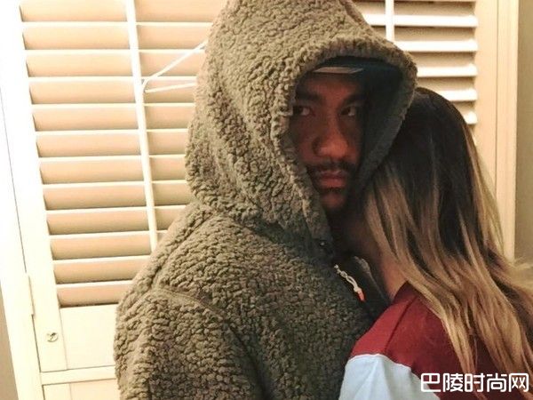 张震岳和女友照片