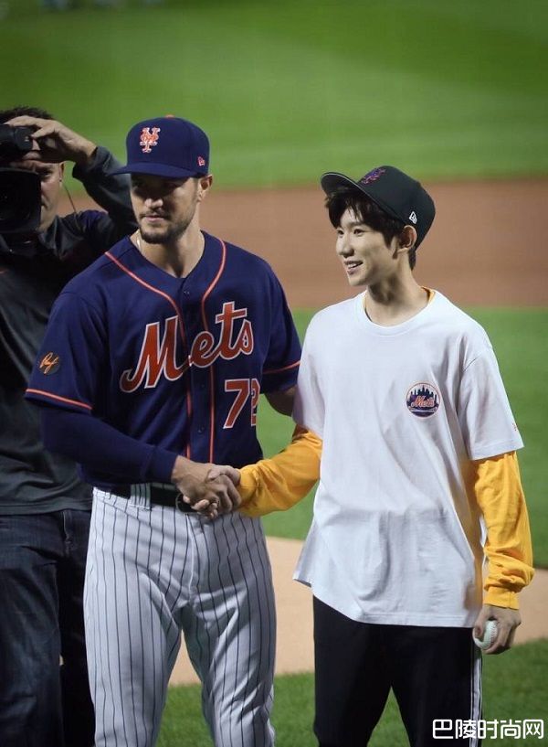 1541731720461974.jpg a47b39e9gy1fvq3rvykucj20qo10cgs6.jpg