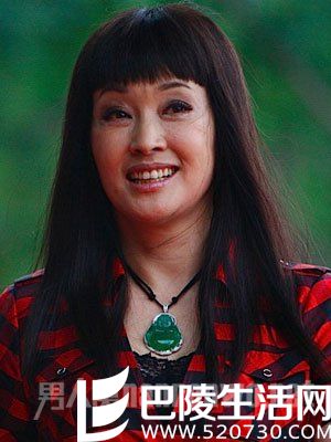 刘晓庆装嫩法宝齐眉刘海