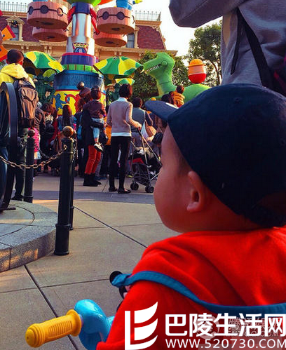 小春子背影 小春子背影