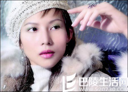 蔡少芬替母亲还巨额赌博 蔡少芬替母亲还巨额赌博