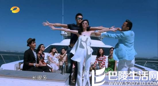 孙杨奚梦瑶泰坦尼克号造型