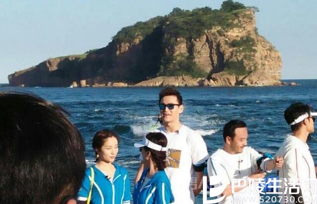 孙杨为奚梦瑶当黑心裁判