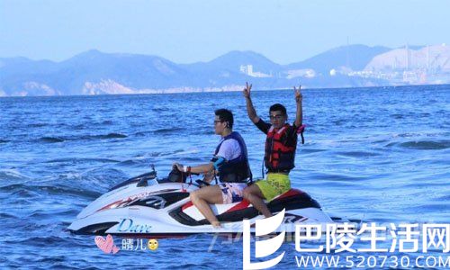 孙杨载着张继科