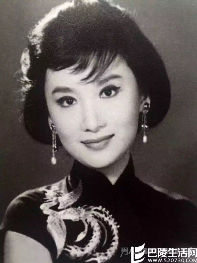 金庸的暗恋情人