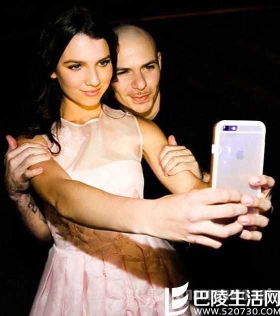 少女奢华生日派对引关注