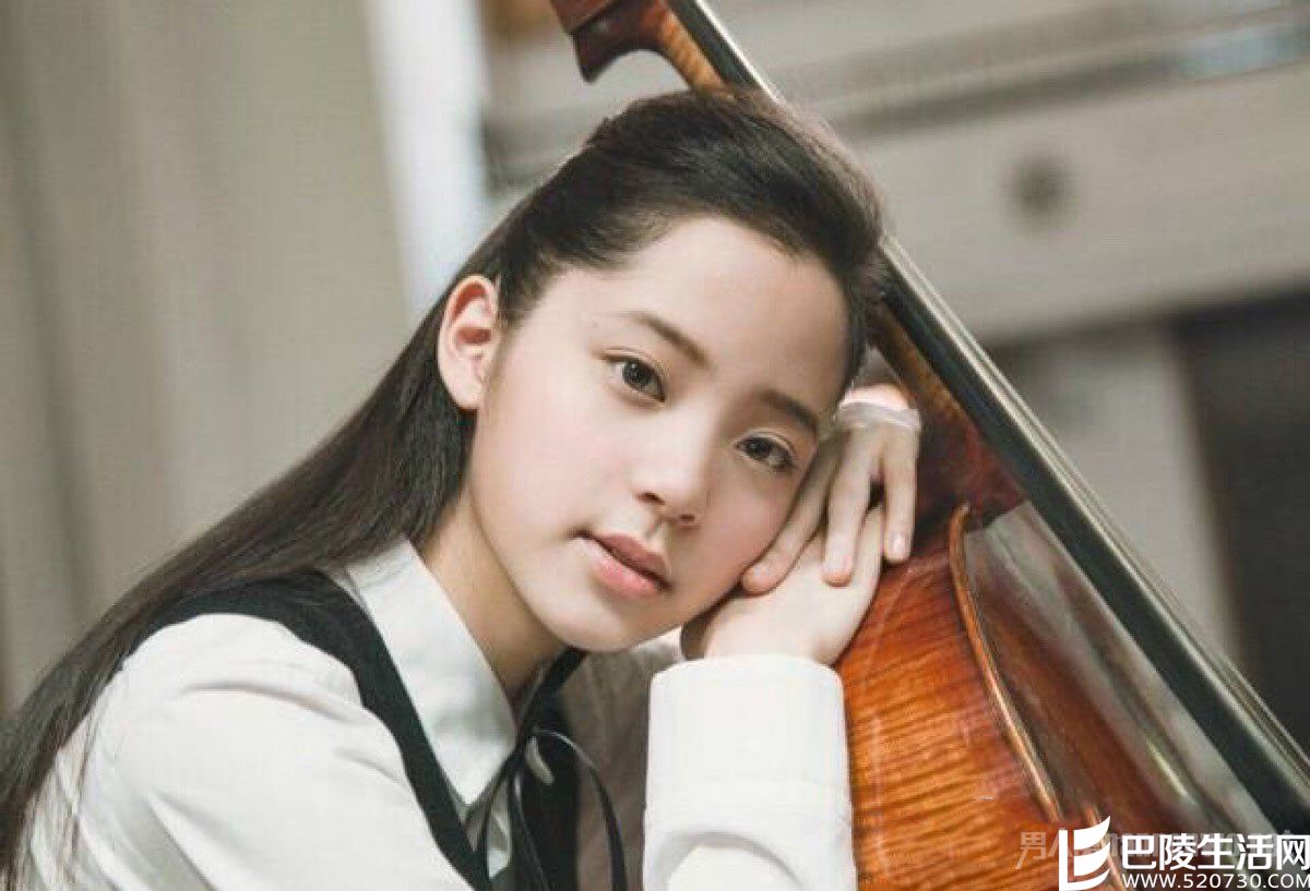 欧阳娜娜母亲回应被开除传闻