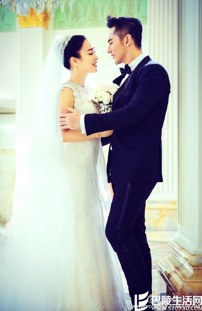 钟丽缇张伦硕健身房另类婚纱照曝光 狗粮喷一脸