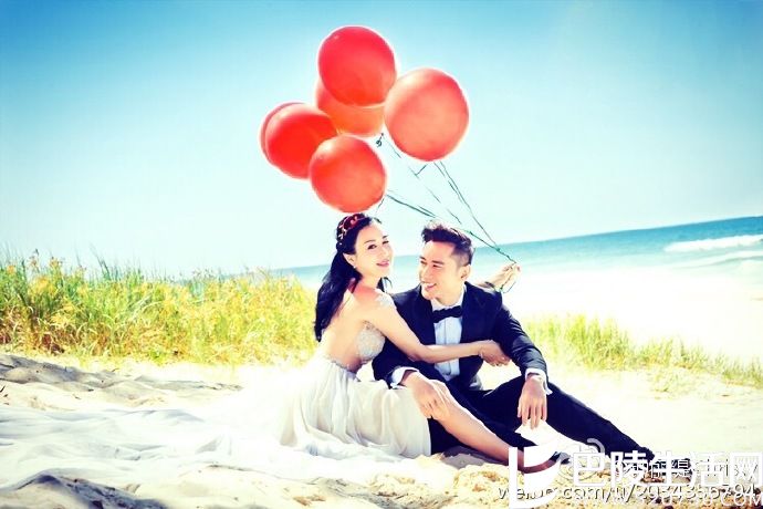 钟丽缇张伦硕健身房另类婚纱照曝光 狗粮喷一脸