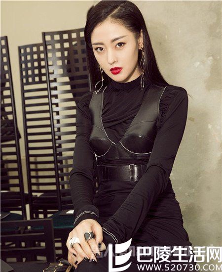 张天爱乳环照是怎么回事 张天爱乳环照是怎么回事