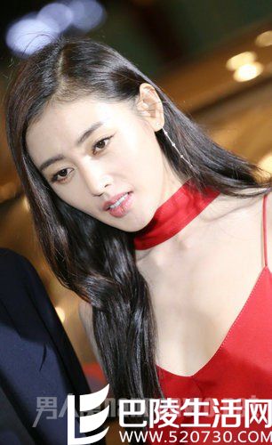 张天爱乳环照好看吗